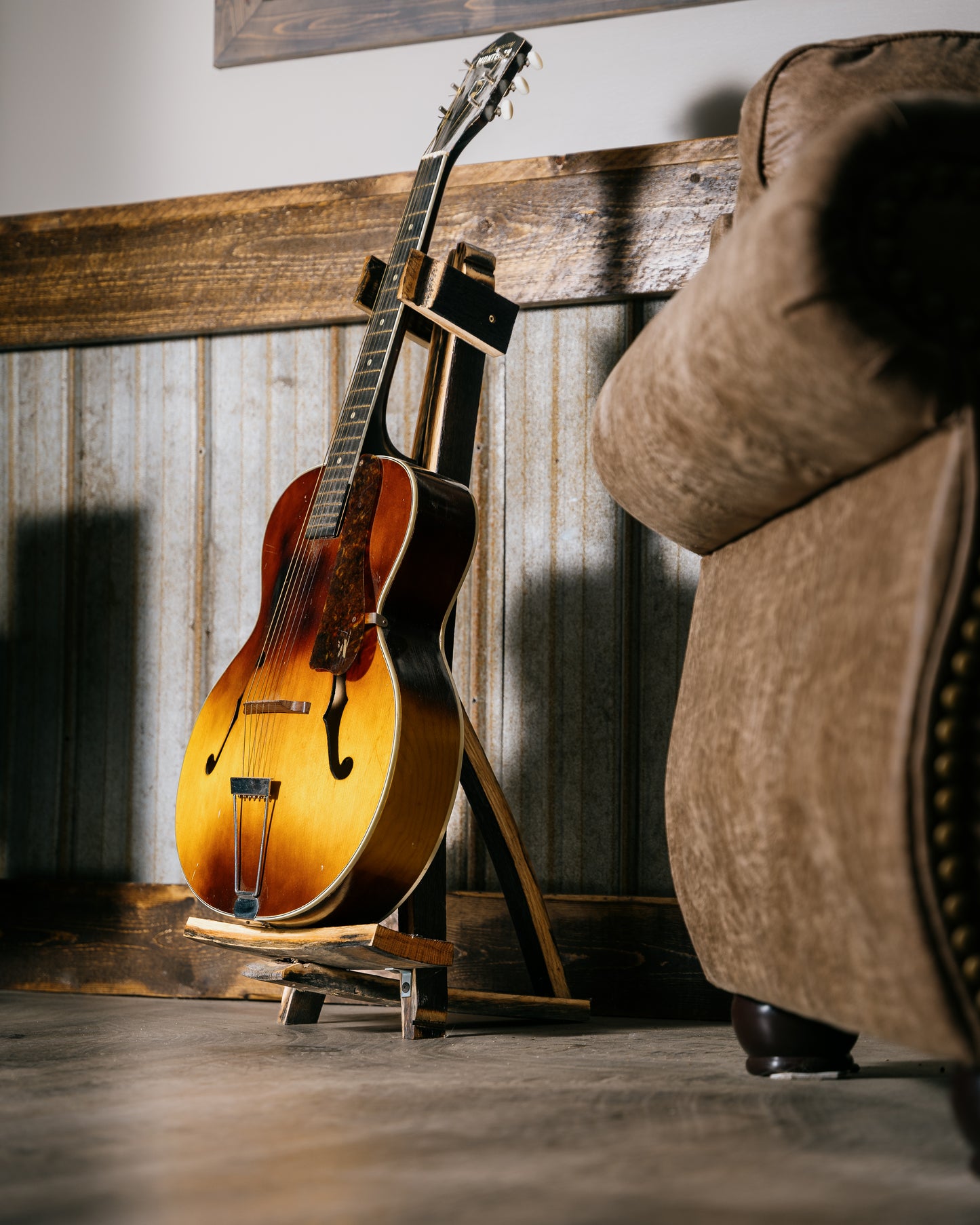 Music City Guitar Stand