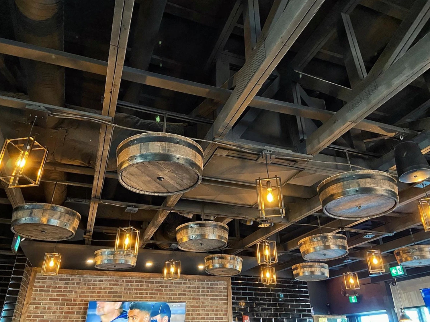 ceiling accents